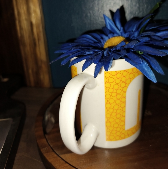 Yellow M&M Mug - Picture 2 of 4